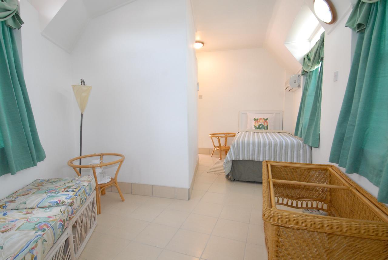 St. George's Deyna'S City Inn מראה חיצוני תמונה