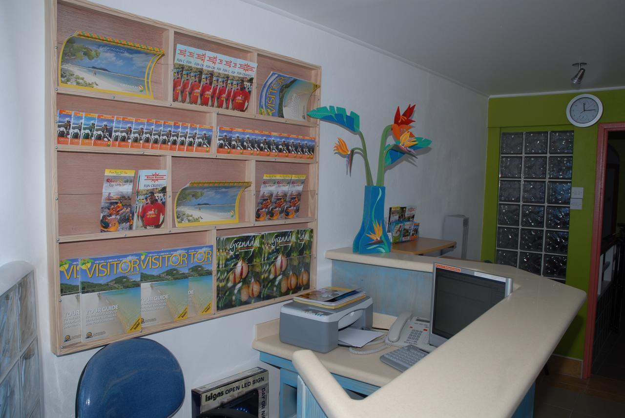 St. George's Deyna'S City Inn מראה חיצוני תמונה